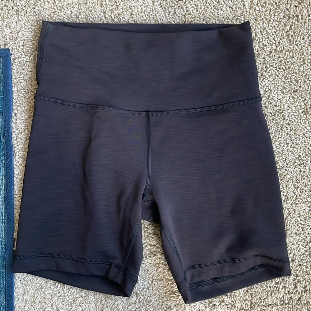 Lululemon wunder train shorts